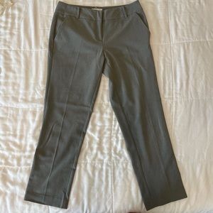New York & Company Gray Dress pants size 6